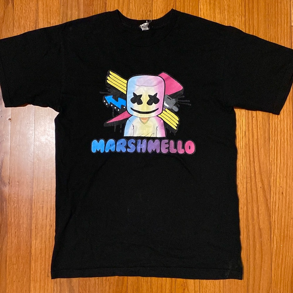 Marshmellow T shirt |